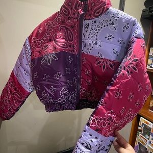 Bandanna cropped puffer jacket